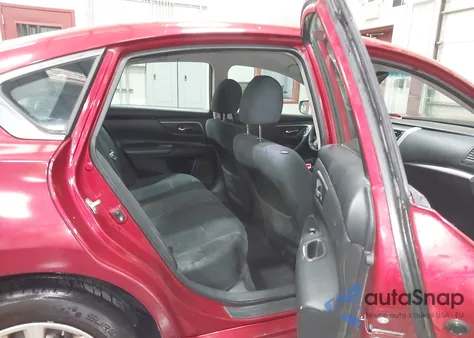 2015 Nissan Altima 2.5/2.5 S/2.5 Sl/2.5 Sv из США, поврежденный, VIN 1N4AL3AP0FC281349